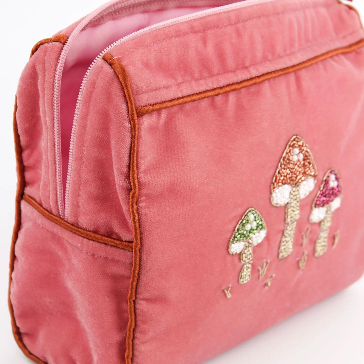 Mushroom Medium Pouch