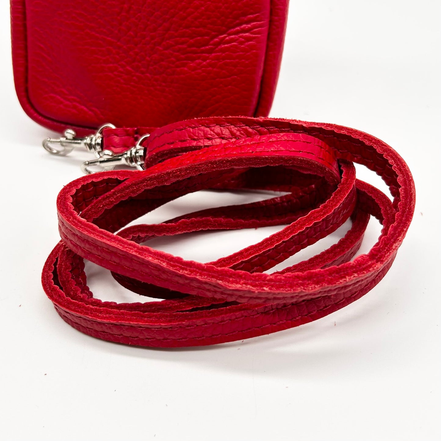 Leather Crossbody Smartphone Pouch
