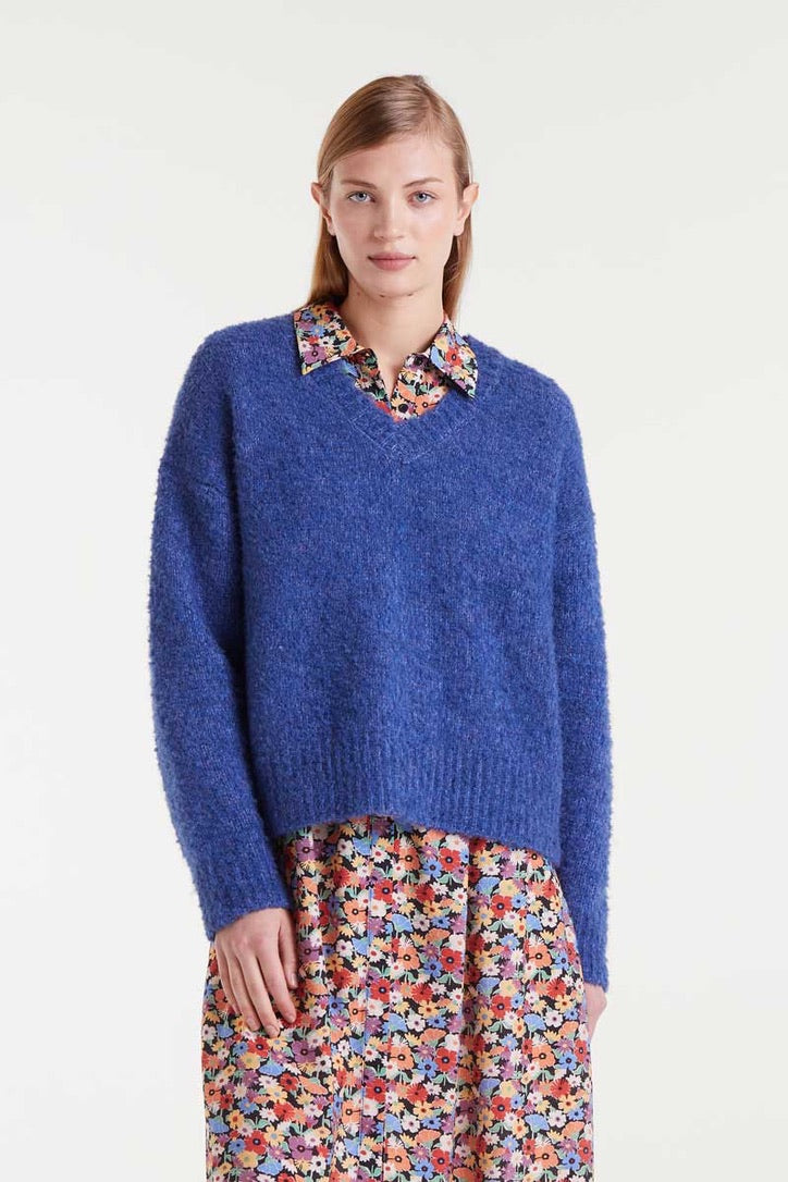 Compania Fantastica Flavia V Neck Jumper