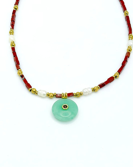 Natural Stone Circle Pendant Beaded Necklace