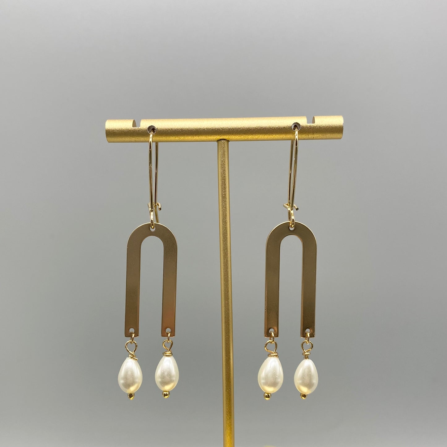 Pearl Hanging Drop Earrings