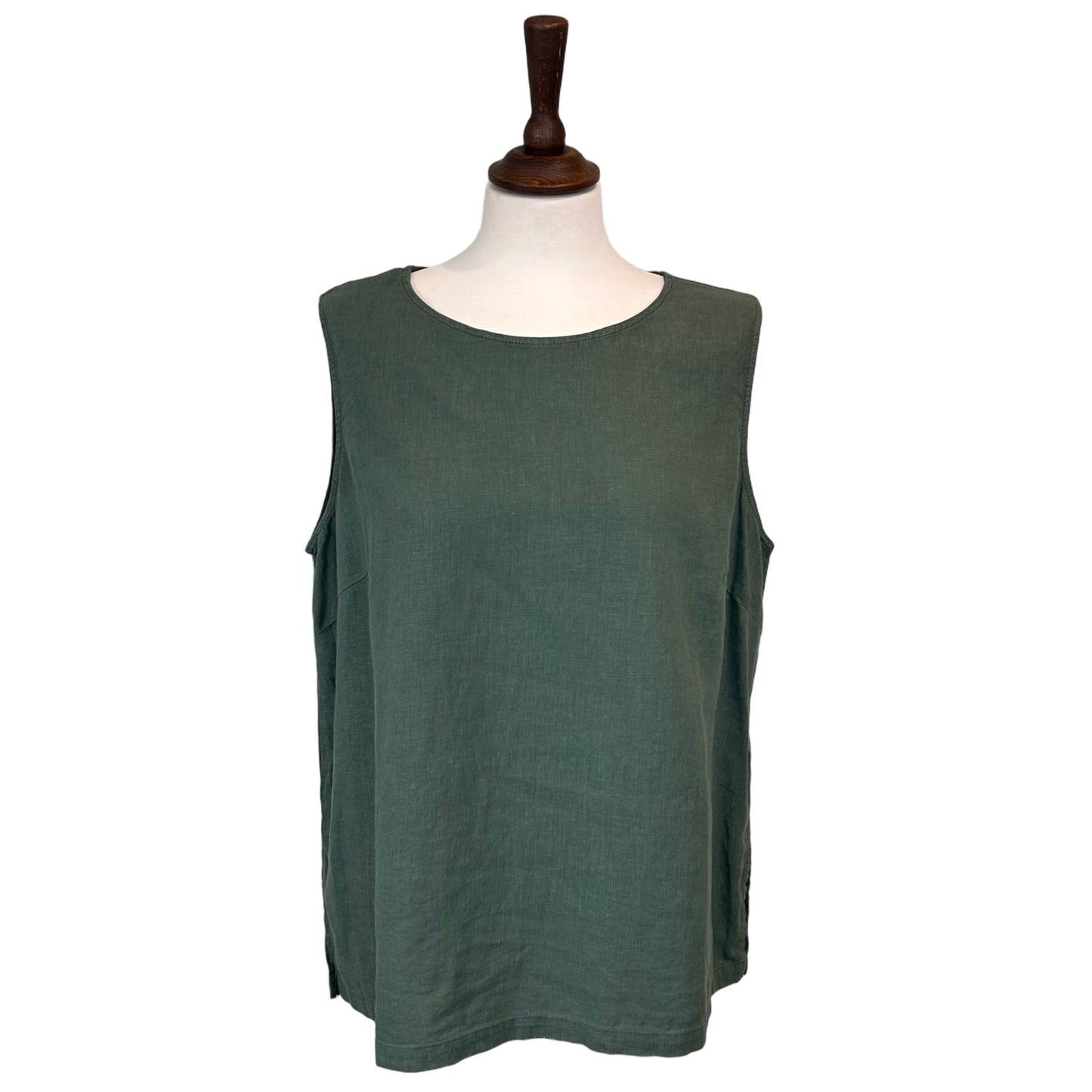 Dawn Keyhole Vest