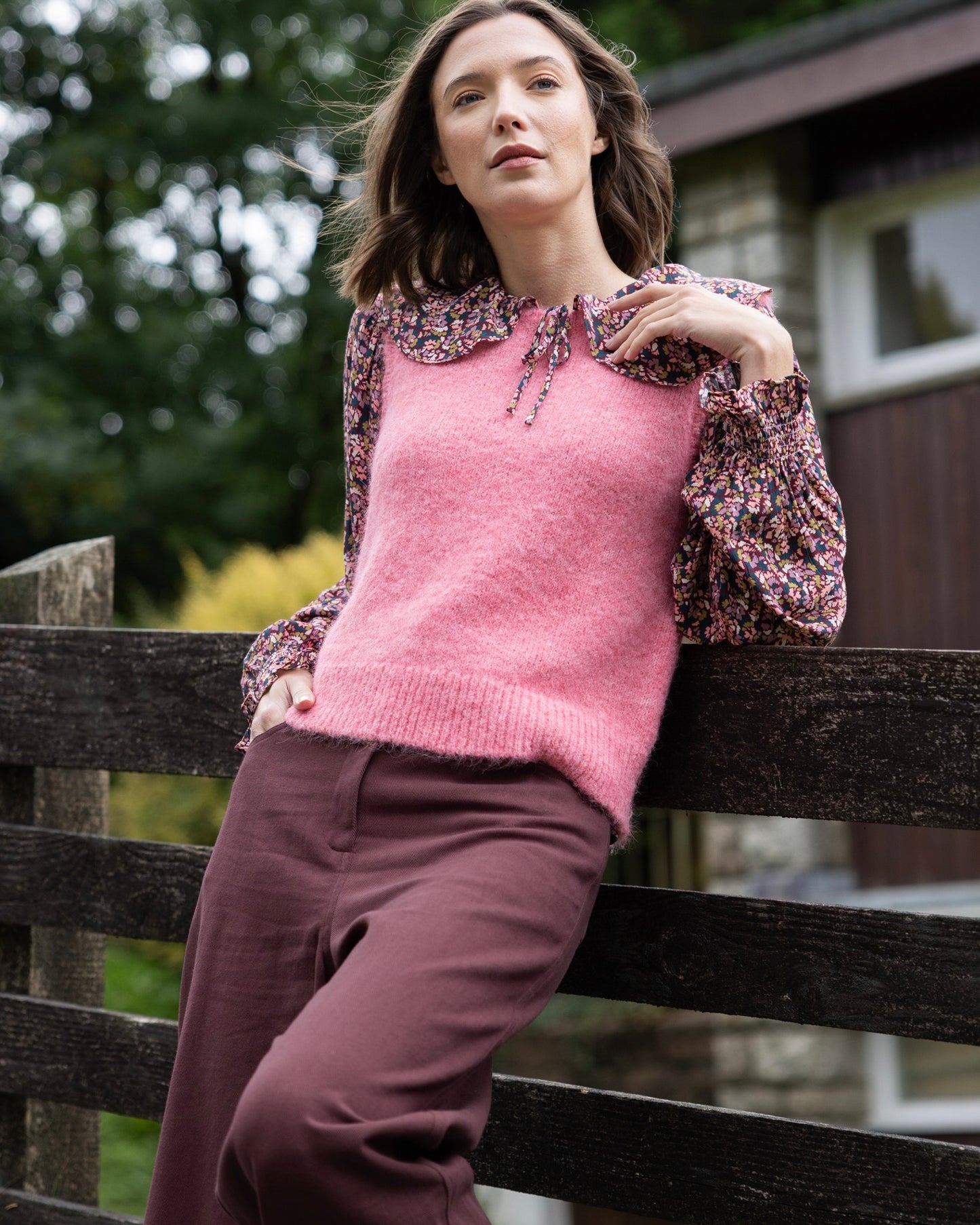 Scalloped Edge Knitted Vest