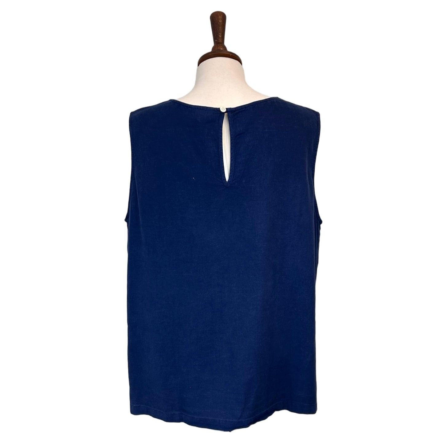 Dawn Keyhole Vest