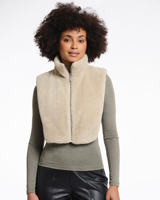 Rino & Pelle Nura Reversible Faux Fur Bib