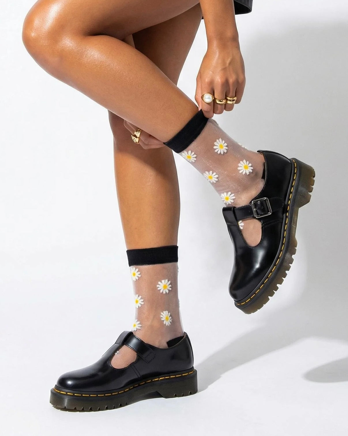 Sheer Ankle Socks
