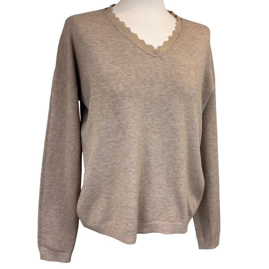 Ayla Lace V Neck
