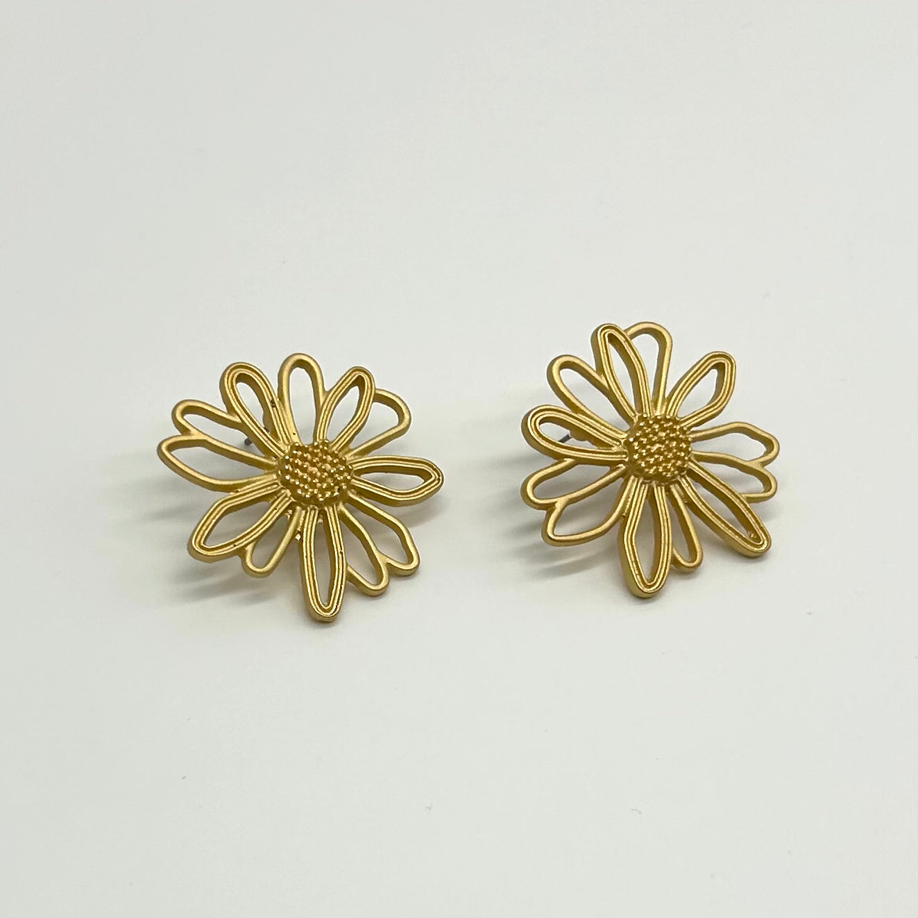 Flower Burst Stud Earrings