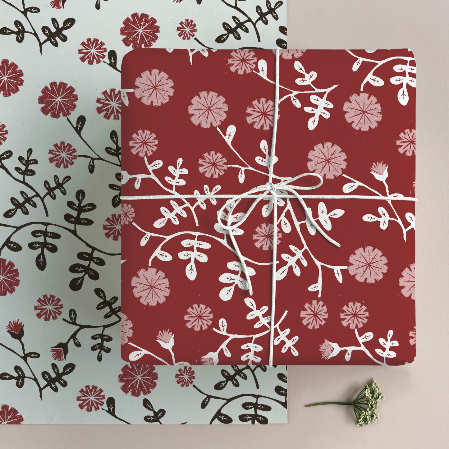 Small Gift Wrap Sheet-Red Daisy