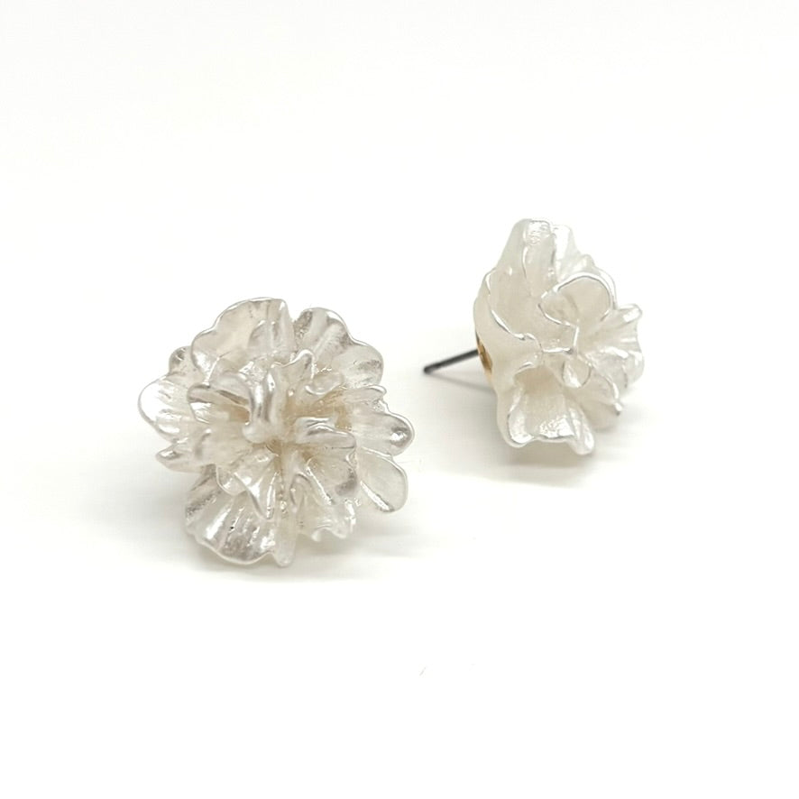 Bloom Flower Stud