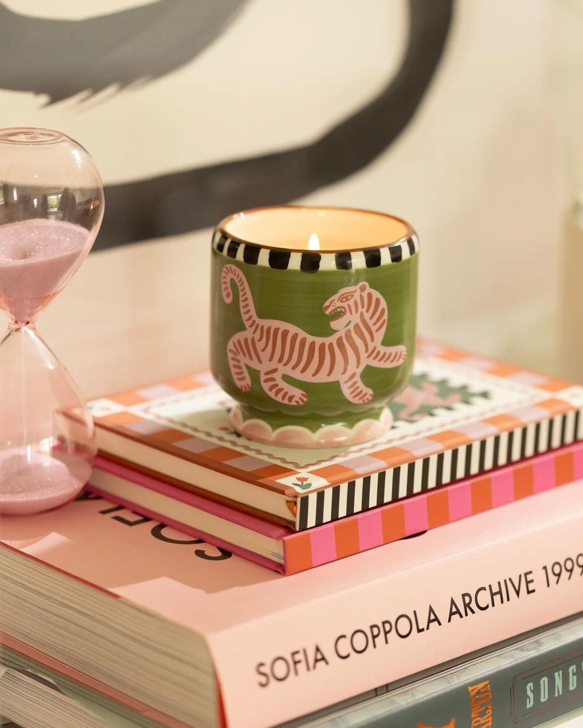 A Dopo Tiger Ceramic Candle - Black Cedar & Fig