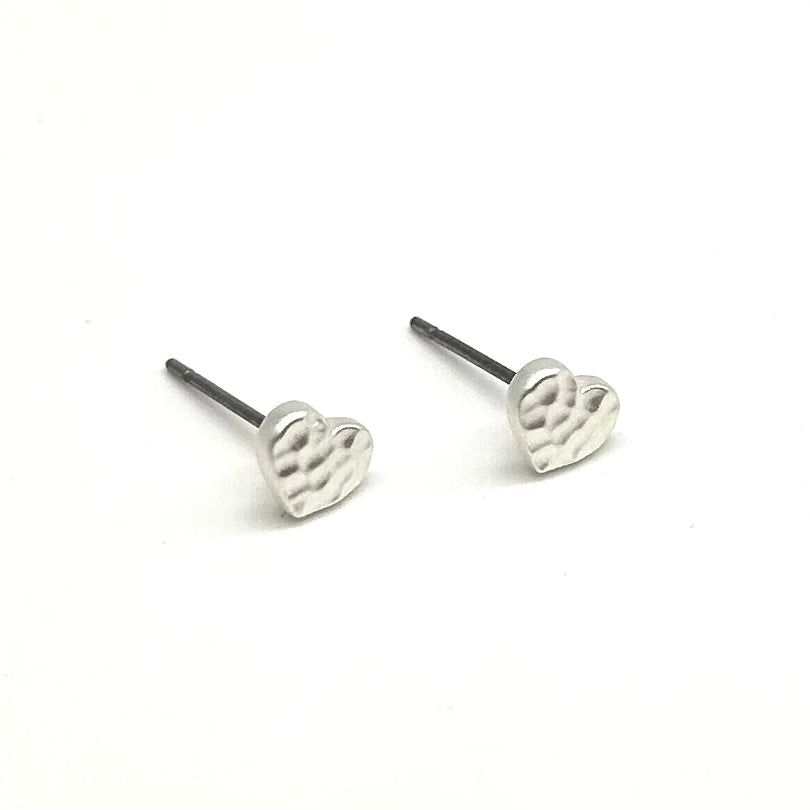 Micro Heart Studs