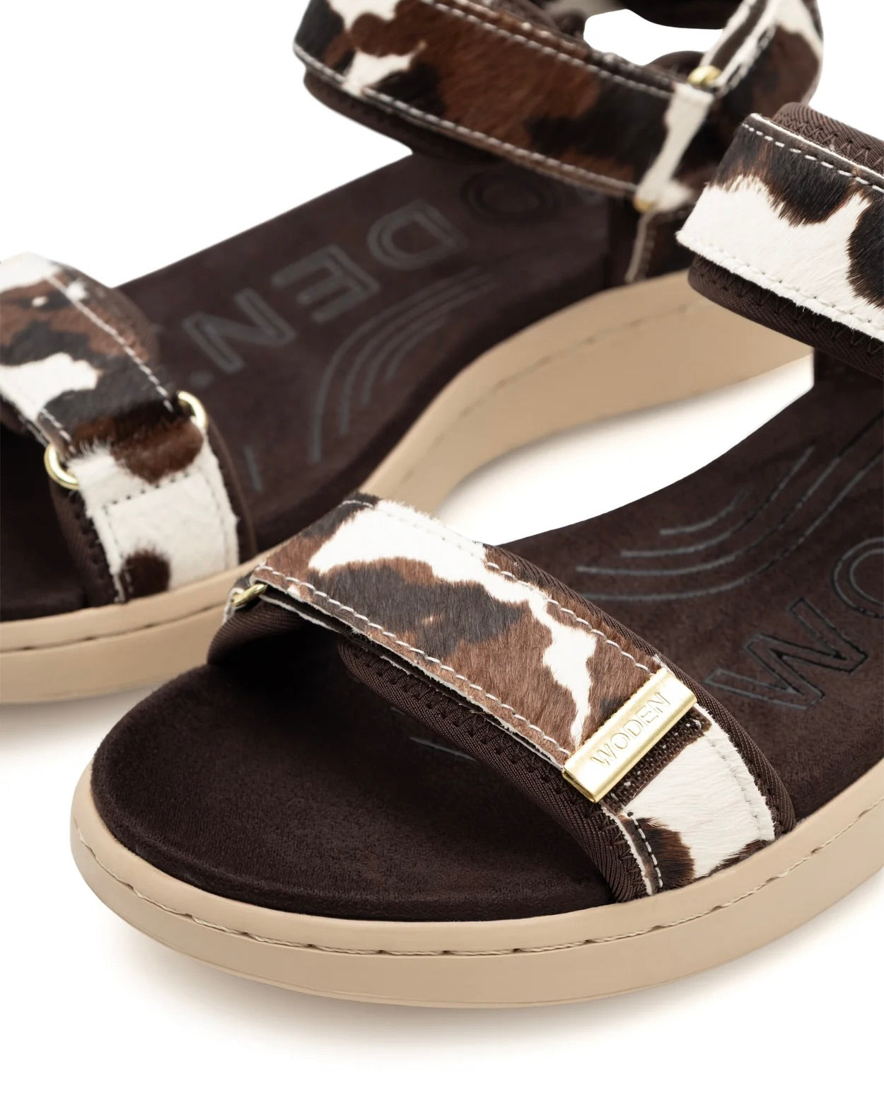 Woden Line Animal Sandals