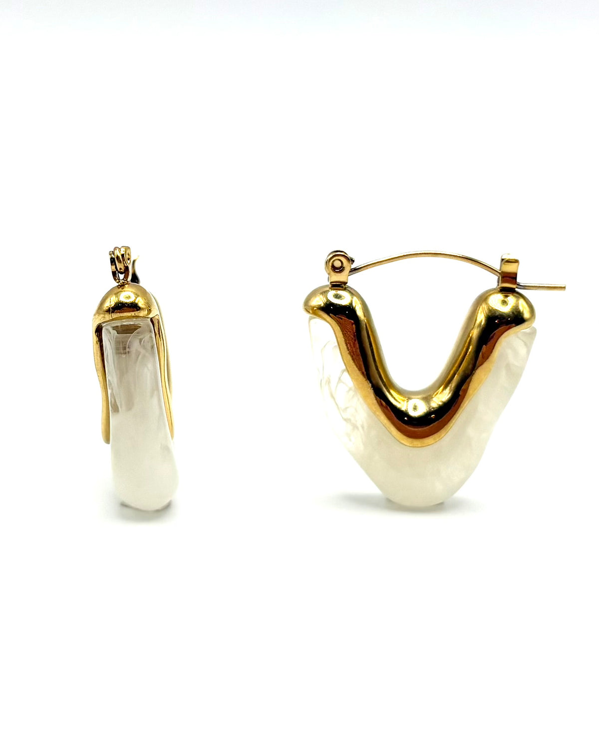 Oblong V Drop Earrings