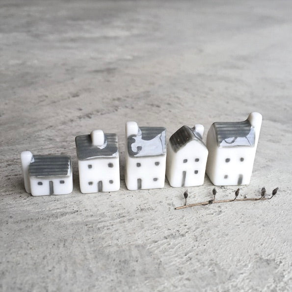 Porcelain street in a box